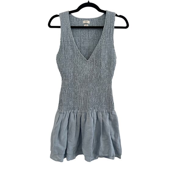 Aritzia Wilfred Blue Smocked Upstate Mini Dress Womens Size XS Old Money Coastal - Picture 1 of 16